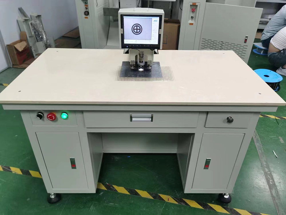 半自動(dòng)打孔機(jī)